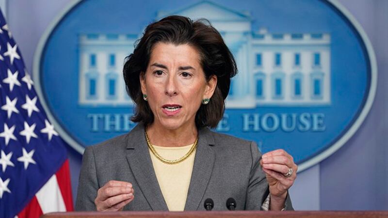 商务部长雷蒙多(Gina Raimondo)表示,美国计划推出“新印太经济框架”,将与理念相近的民主伙伴打造开放与包容性的多边整合机制,但不会加入CPTPP。(美联社图片)